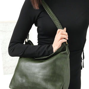 vintage leather large shoulder bag (7881)