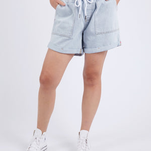 Emma relaxed short (81D1240)