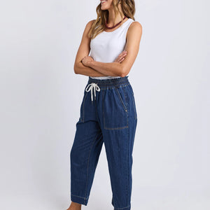 Greta slim leg denim pant (81d1621)