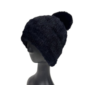 Fluffy beanie w pom (ht320259)