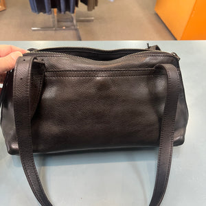 vintage leather shoulder bag (7832)