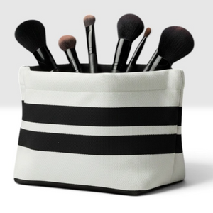 Rose bay pouch (acc090)